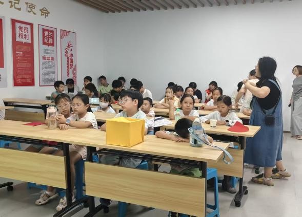 【暑期“三下乡”】“七彩假期&middot;童心护航